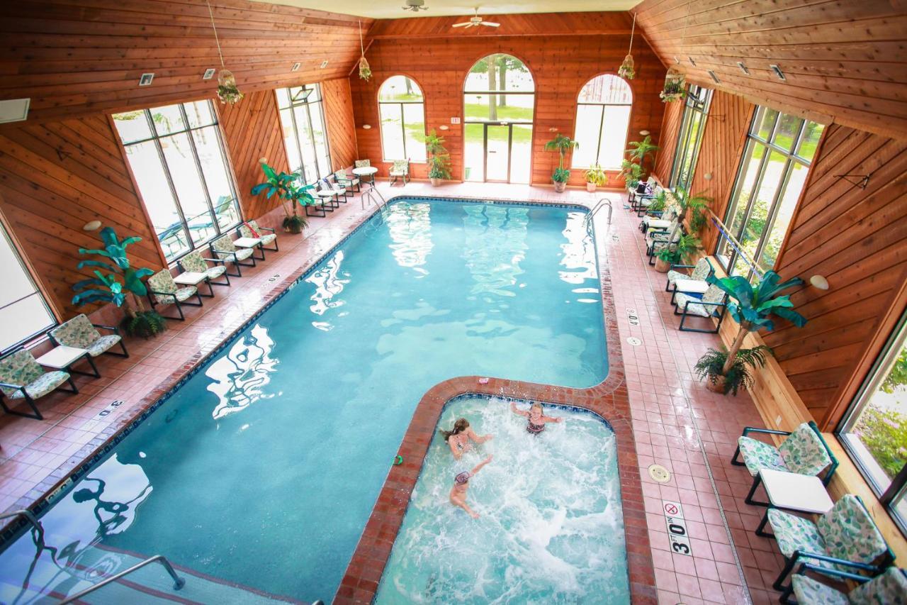 Aloha Beach Resort ウィスコンシン デルズ エクステリア 写真