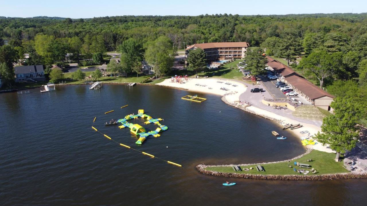Aloha Beach Resort ウィスコンシン デルズ エクステリア 写真