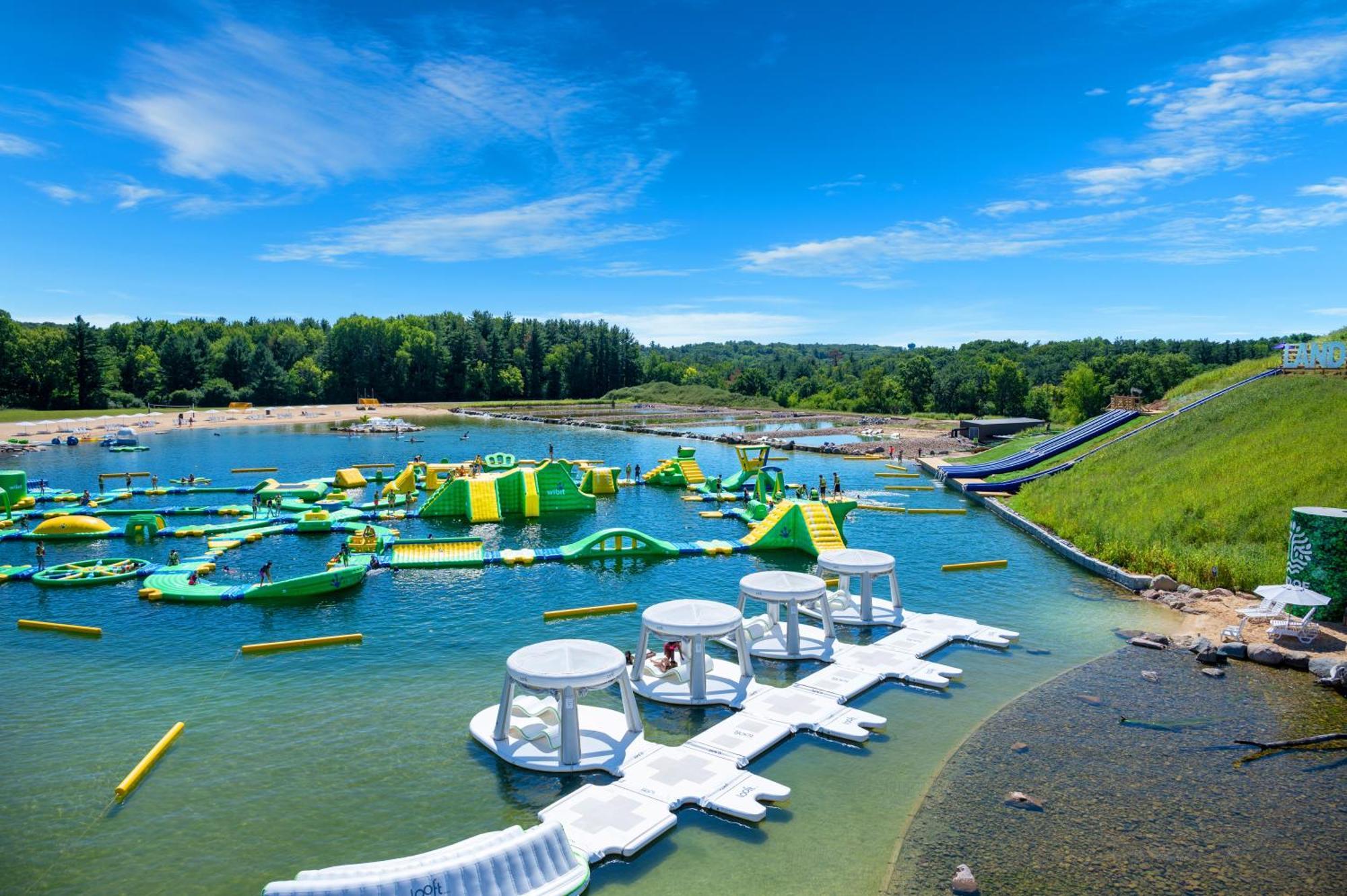 Aloha Beach Resort ウィスコンシン デルズ エクステリア 写真