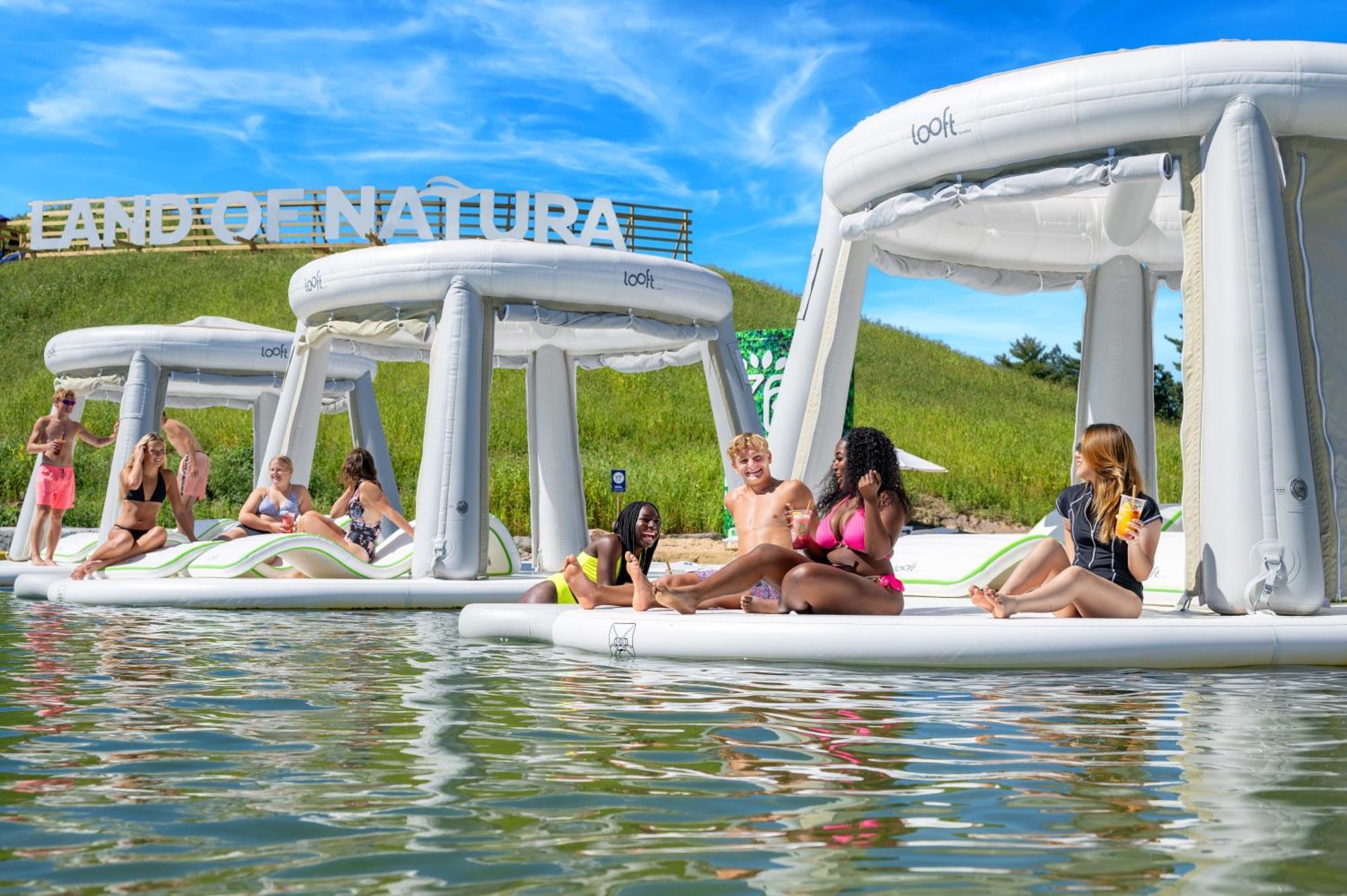 Aloha Beach Resort ウィスコンシン デルズ エクステリア 写真